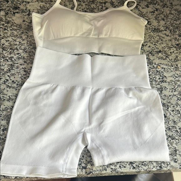 White Shapewear Set with High-Waisted Support - Picture 1 of 6